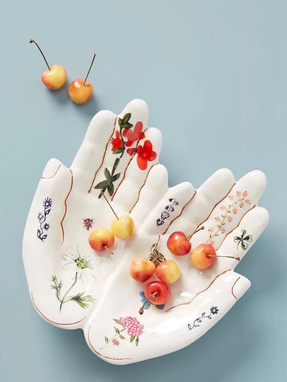 Anthropologie: Nathalie Lete Hands Catch All Dish